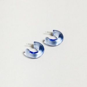 Wolf Circus Small Glass Hoop Earrings in Blue